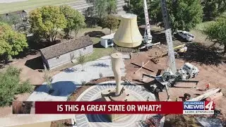 Chickasha leg lamp installation