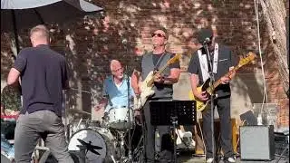 Bluebirds  - You can make it if you try (Gene Allison)