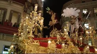 A PIE DE TRONO 2015: CRISTO DE LA PUENTE DEL CEDRÓN (PALOMA) DOBLE CURVA www.lacamaracofrade.com