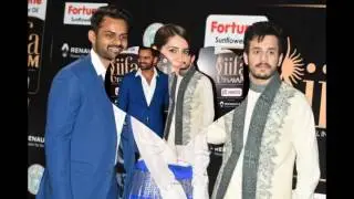 Stars @ IIFA ustavam Awards 2017