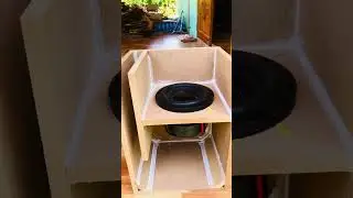 #diybox bandpass subwoofer box design 6.5  inch #diybox