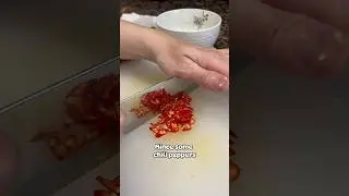 The absolute best sauce to dip spring rolls in (imo)