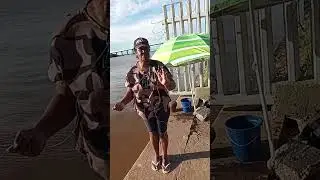 ol&aacute; pessoal mais uma pesca  do um peixe pequeno pintado