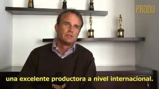 Derek Bond quien comenz&oacute; con Nelly Gal&aacute;n, luego Telemundo, ahora en RTI Colombia