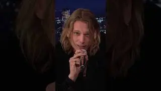 #JamieCampbellBower recites #Lizzo&rsquo;s &ldquo;About Damn Time