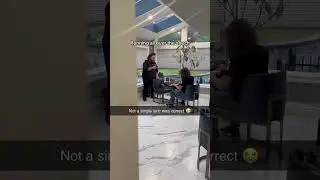 Ни одна строчка не была спета правильно...
