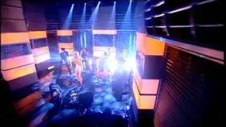 Pixie Lott - Boys & Girls (LIVE)