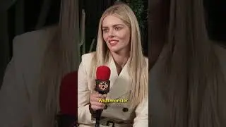 Samara Weaving Wants to Be a Human