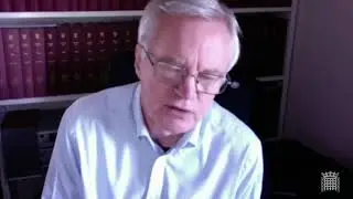 David Davis MP questions the Prime Minister during the Defence Statement