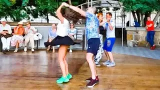 Hot dancing. Chelyabinsk. New embankment  I'm walking #Russia
