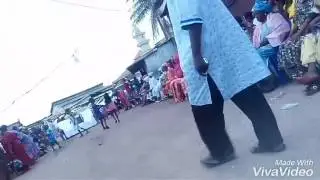 Epina bangoura : guinefar&eacute;
