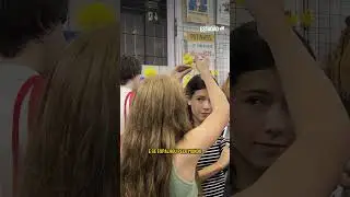 Bienal do Pato? Acess&oacute;rio vira febre entre p&uacute;blico do evento liter&aacute;rio