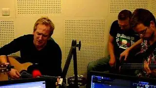 Kinkystone playing a track called As Time Rolls By