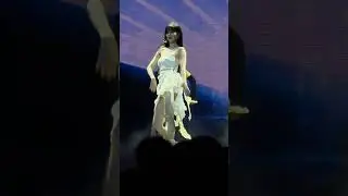 [4K HDR] 230928 aespa - Karina's Solo (Menagerie) Live - London O2 Arena [vertical]