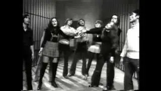 MUSICA LIBRE Balada de Sacco y Vanzetti - Joan Baez