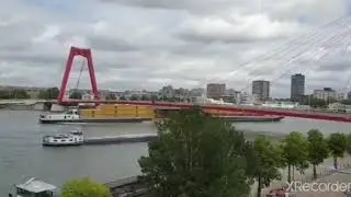Ship vs Bridge in Rotterdam!