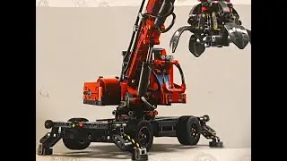 building the LEGO Technic 42144