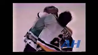 NHL Mar. 23, 1993 Jim Paek,PIT v Dody Wood,SJ Pittsburgh Penguins San Jose Sharks