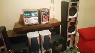 aiwa xh 1060 vs sony gnx 100