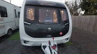 Только что прибыл! 14 600 фунтов стерлингов 2017 Swift Corniche 15/2 2 спальных места Всего 1288 ...
