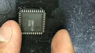 Removing and soldering IC (PLCC-44)