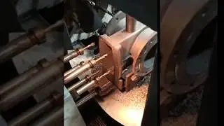 Valve special three-sided drilling machine