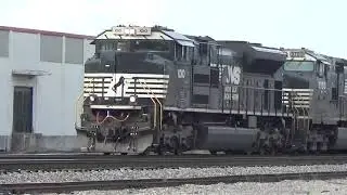 NS WITH NS #1010 SD70ACE HORSE HEAD SOUTH BOUND MIXED FREIGHT TRAIN