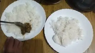 Cooking and eating chicken lever,gizzard and chicken feet with friend#