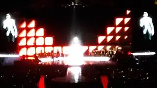 This is the Greatest Show - San Jose SAP Center - Hugh Jackman The Man The Music The Show