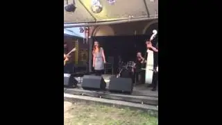 H&oslash;jrisband - Wake Me Up (Live Strien,Fan&oslash;)