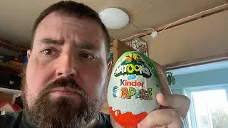 Idiot Try’s To Build A Kinder Toy