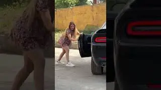 Смазка Dodge Challenger #ASMR #shorts #настятуман