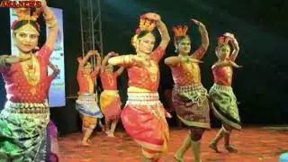 ଚାନ୍ଦିପୁର ସୁବର୍ଣ୍ଣ ବେଳାଭୂମି ମହୋତ୍ସବର ଦ୍ବିତୀୟ ସନ୍ଧ୍ୟା,ପୁରୀର ଆକର୍ଷଣୀୟ ମାହାରୀ ନୃତ୍ୟରେ ବିଭୋର ହେଲେ ଦର୍ଶକ,