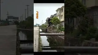 Qinggong: The Ancient Chinese Art of Parkour