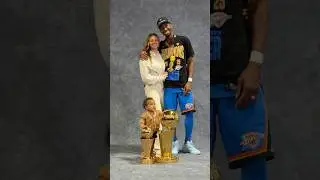 SGA getting his family pics with the Larry O&rsquo;Brien 🏆