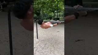 Insane pulling strength 💪🏻 @mani_workout