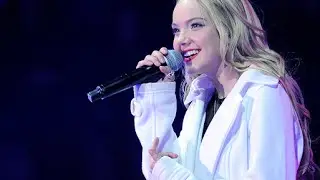 Danielle Bradbery On Ice Skating & Gymnastics Spectacular - Alissa Czisny skating