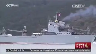 Russia soldier with missile passes through the Bosphorus