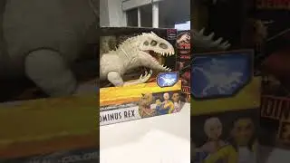 Jurassic World - Super Colossal Indominus Rex, Carnotaurus Toro, T- Rex NEW!! 2021