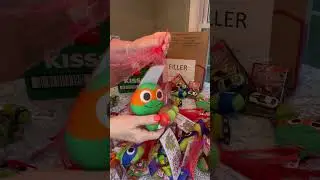Packing up filler! 🐢#operationchristmaschild #ipackedashoebox