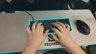 Acrylic Tofu 60 GK64 with Gazzew Bobagum Silent Linear switches