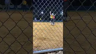 Love her 2 step shuffle. Watching those runners #fyp #backcatcher