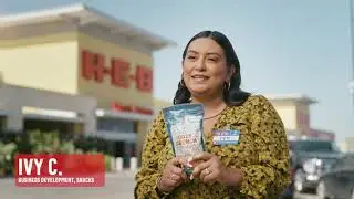 H-E-B Cozy Crunch Trail Mix | To Texas, With Love
