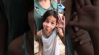 Vendedora Humilló a dos personas de la calle por ser pobre 😱