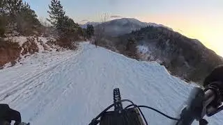 Iarna cu bicicleta pe Tâmpa, coborâre pe la Iepure