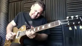 Gold Top Les Paul Impessa. Diliberto pickups.
