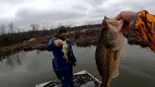 River Hopping...Chickahominy and James River Bass Fishing...BIG bag.
