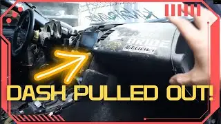 Pulling The Dash Out Of My Nissan 350Z SEMA Build!