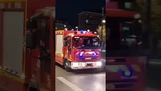 BSPP Camion de d&eacute;sincarc&eacute;ration ( R&eacute;serve ) en urgence  pour feu Paris fire truck responding 🇨🇵