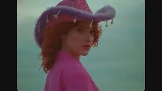 BERGMANN - Parfum d'été (Official Video)